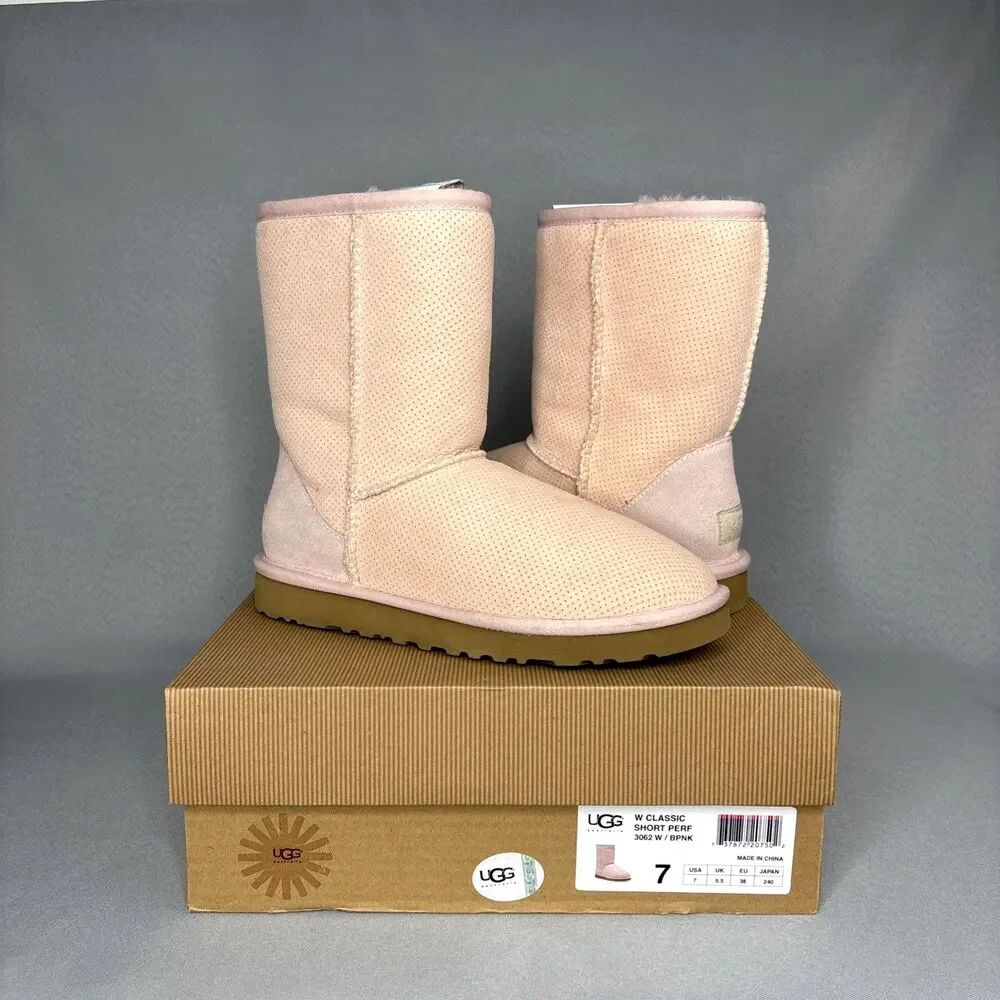 Womens 7 UGG Boots Classic Short Baby Pink Perforated Boho Festival w/ Box RARE! - Picture 5 of 15
